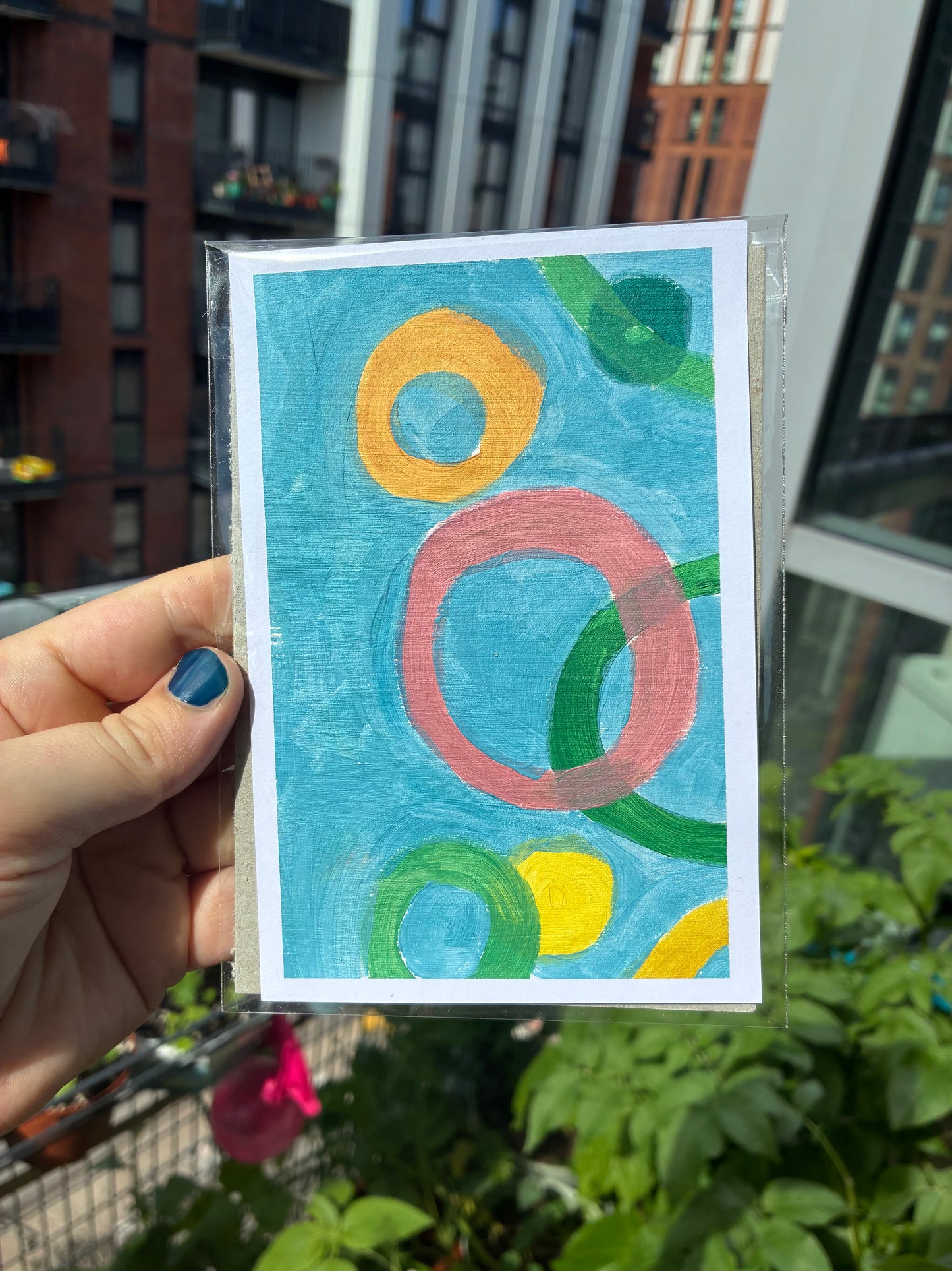 Circles V